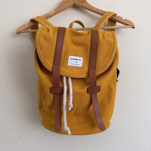 Sandqvist Stig Canvas Backpack Yellow Mustard 14L Leather Trim
